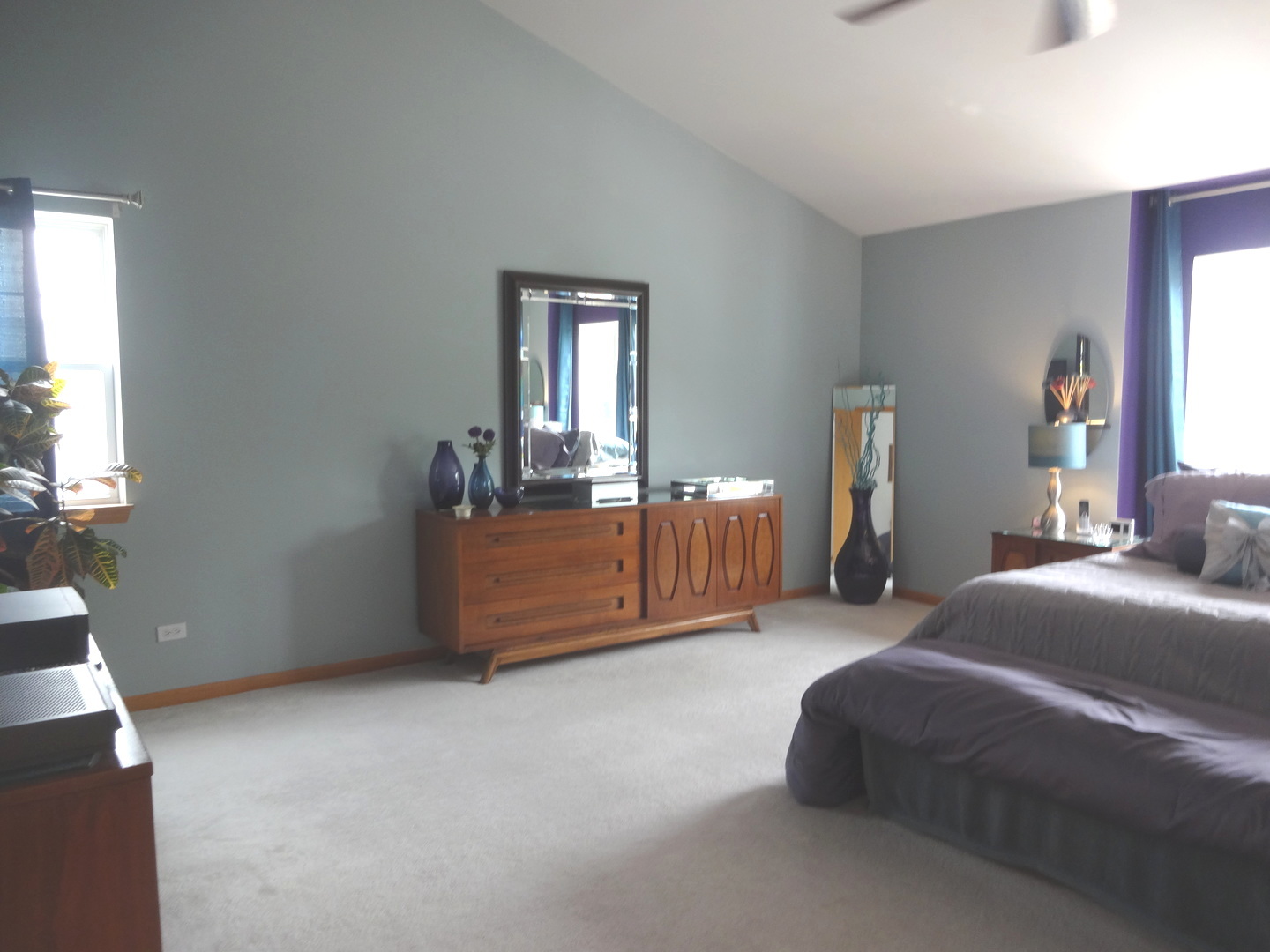 701 Meadow Drive Des Plaines, IL 60016 - Photo 17 of 27