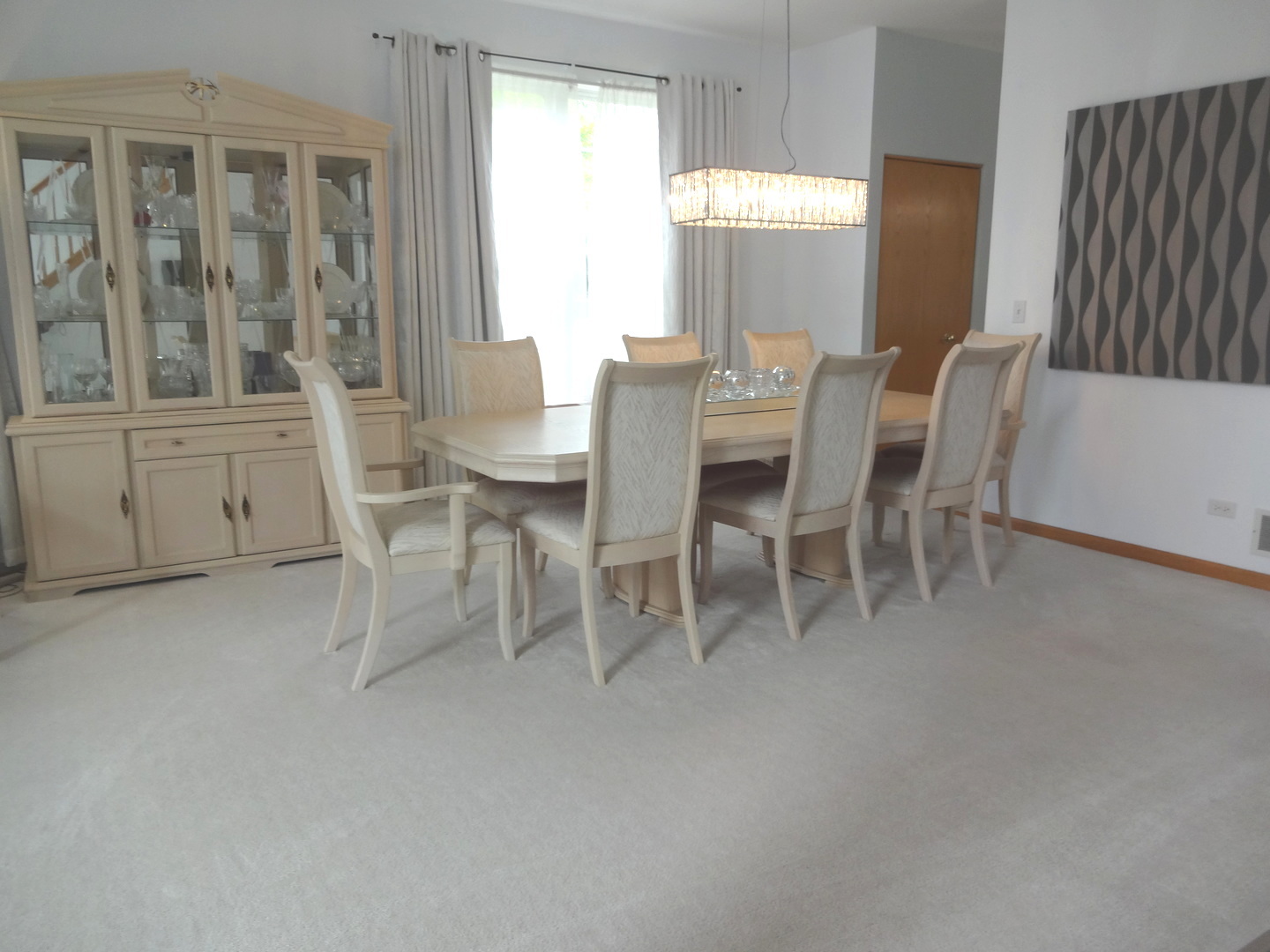 701 Meadow Drive Des Plaines, IL 60016 - Photo 5 of 27