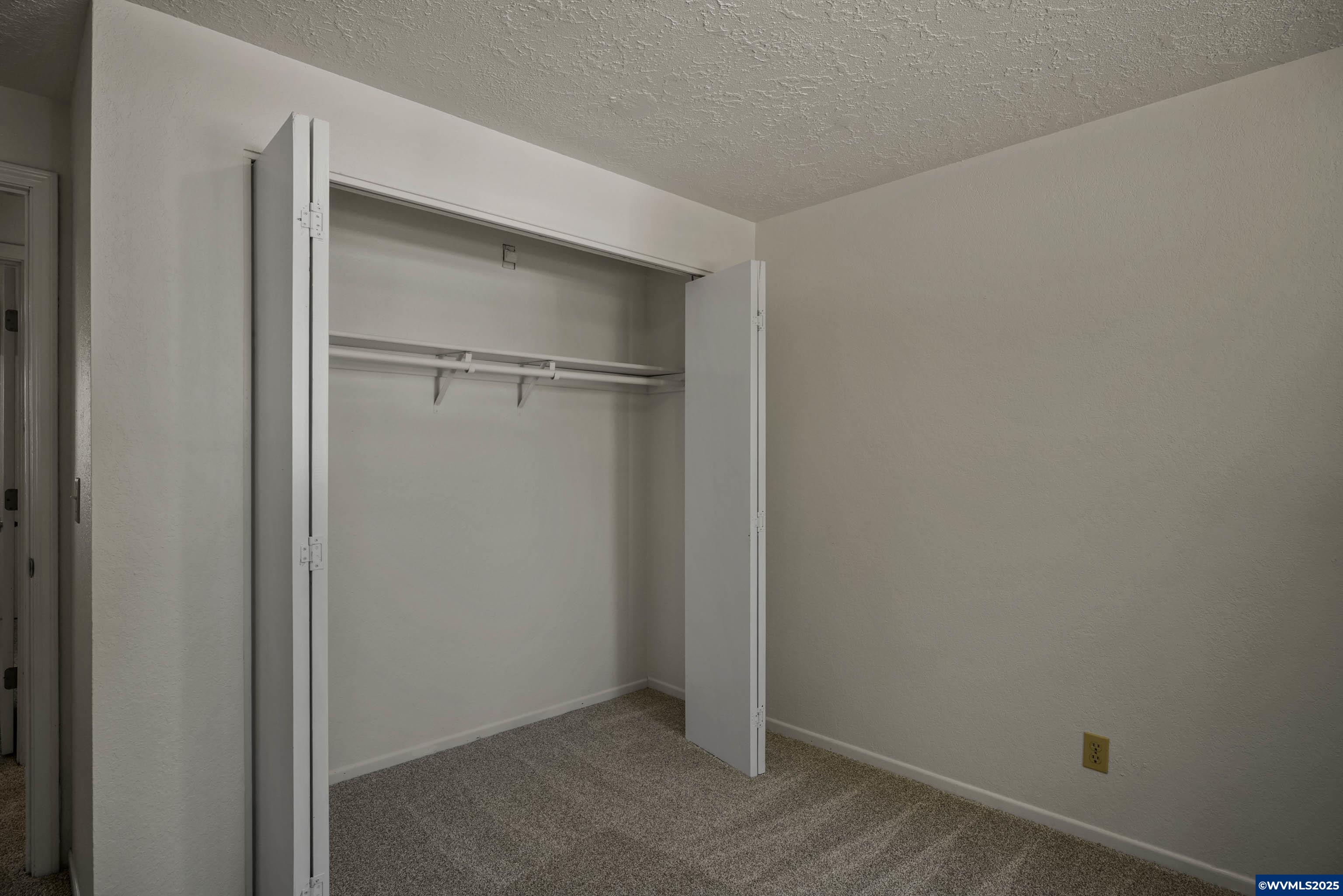 450 Flint Ridge Street Southeast Salem, OR 97306 - Photo 16 of 31 Gallery Image 16