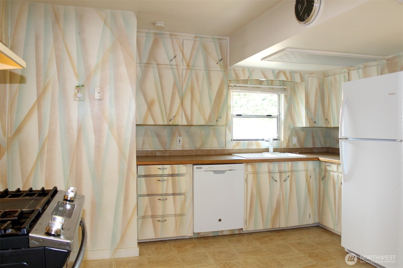 16219 64th Street East Sumner, WA 98390 - Photo 6 of 19