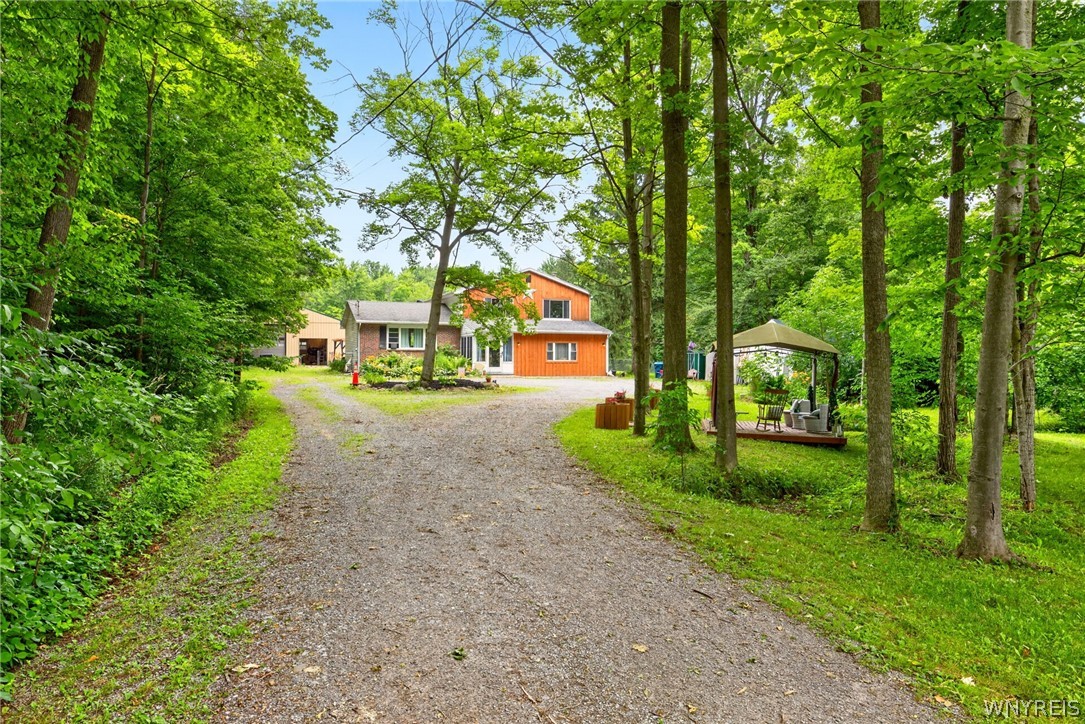 2367 Ellicott Road Caledonia, NY 14423 - Photo 2 of 38