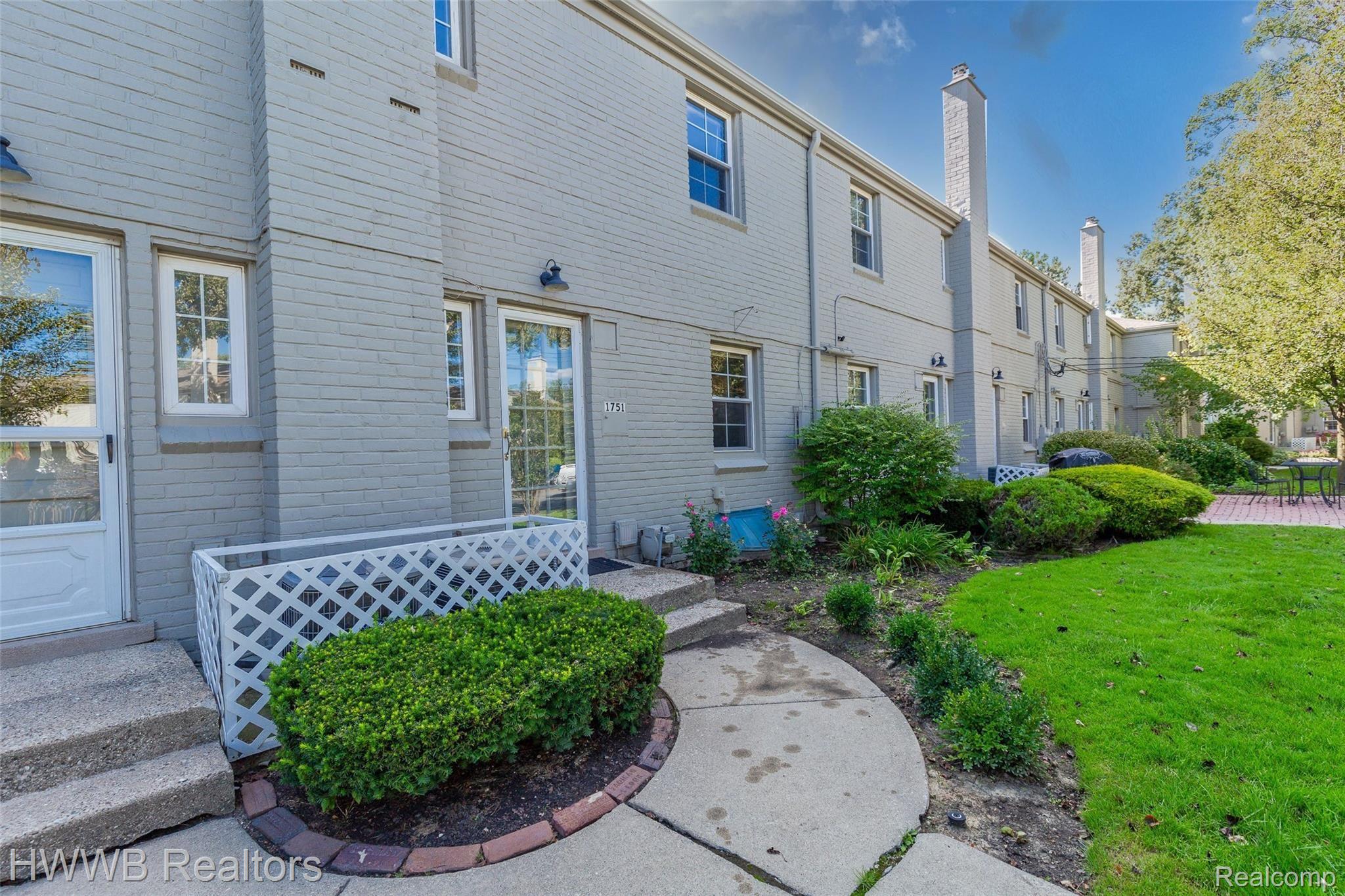 1751 Graefield Road Birmingham, MI 48009 - Photo 22 of 22 592A4213-Edit.jpg