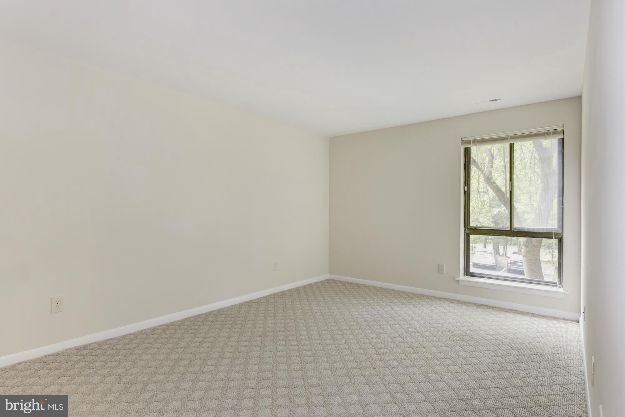 11204 Chestnut Grove Square, Unit 106 Reston, VA 20190 - Photo 12 of 29 Bedroom (Master)