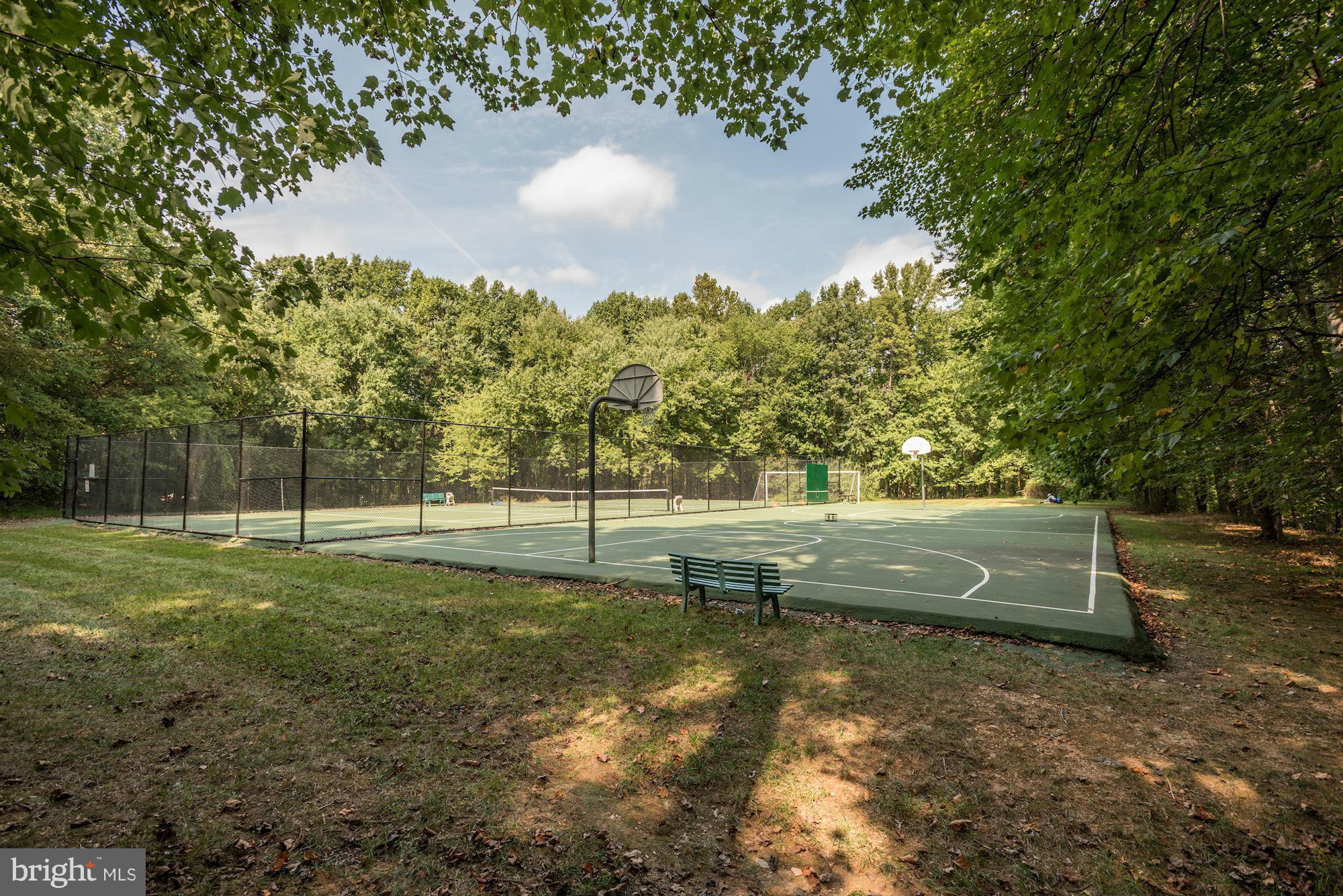 11204 Chestnut Grove Square, Unit 106 Reston, VA 20190 - Photo 24 of 29 Community
