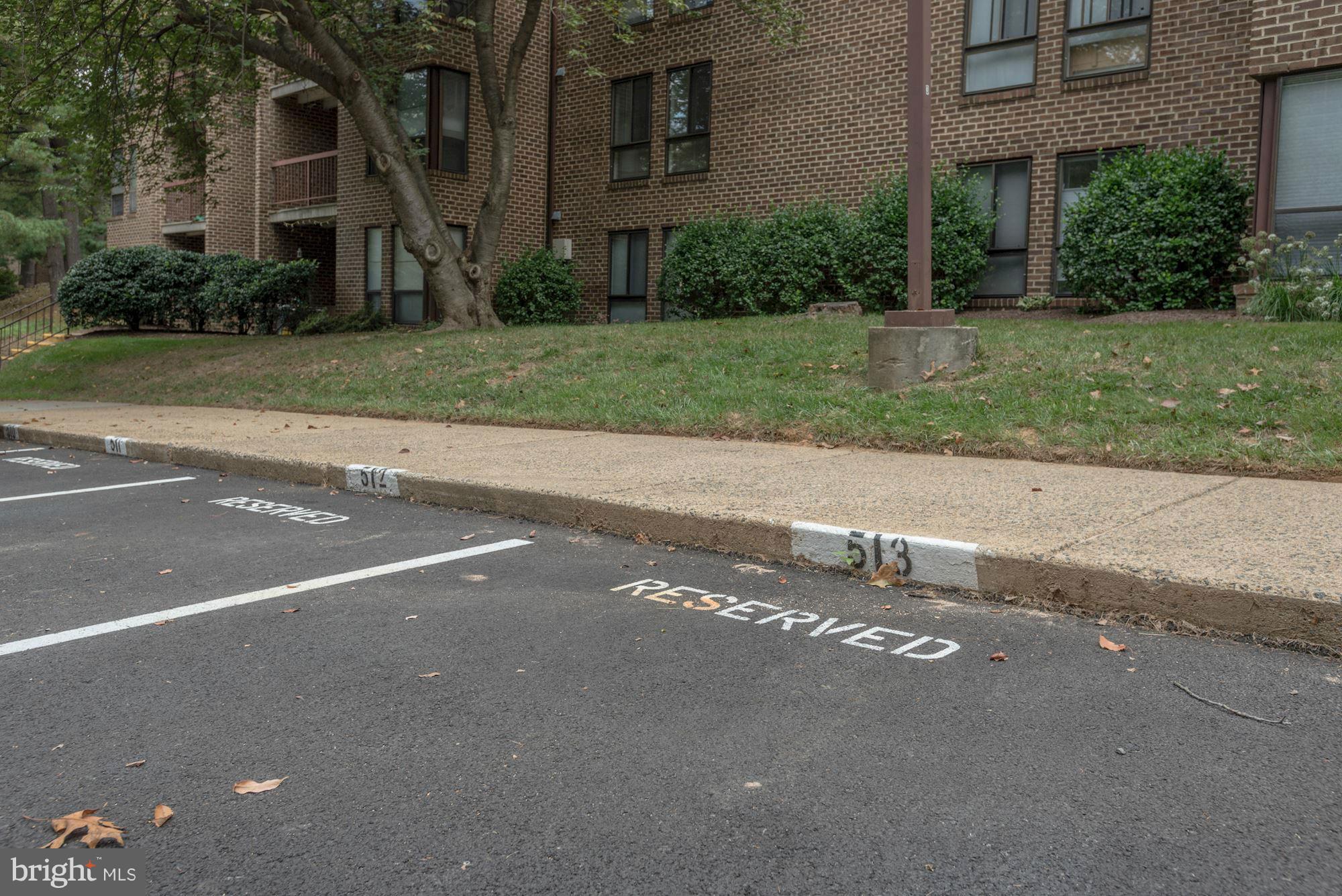 11204 Chestnut Grove Square, Unit 106 Reston, VA 20190 - Photo 28 of 29 Exterior