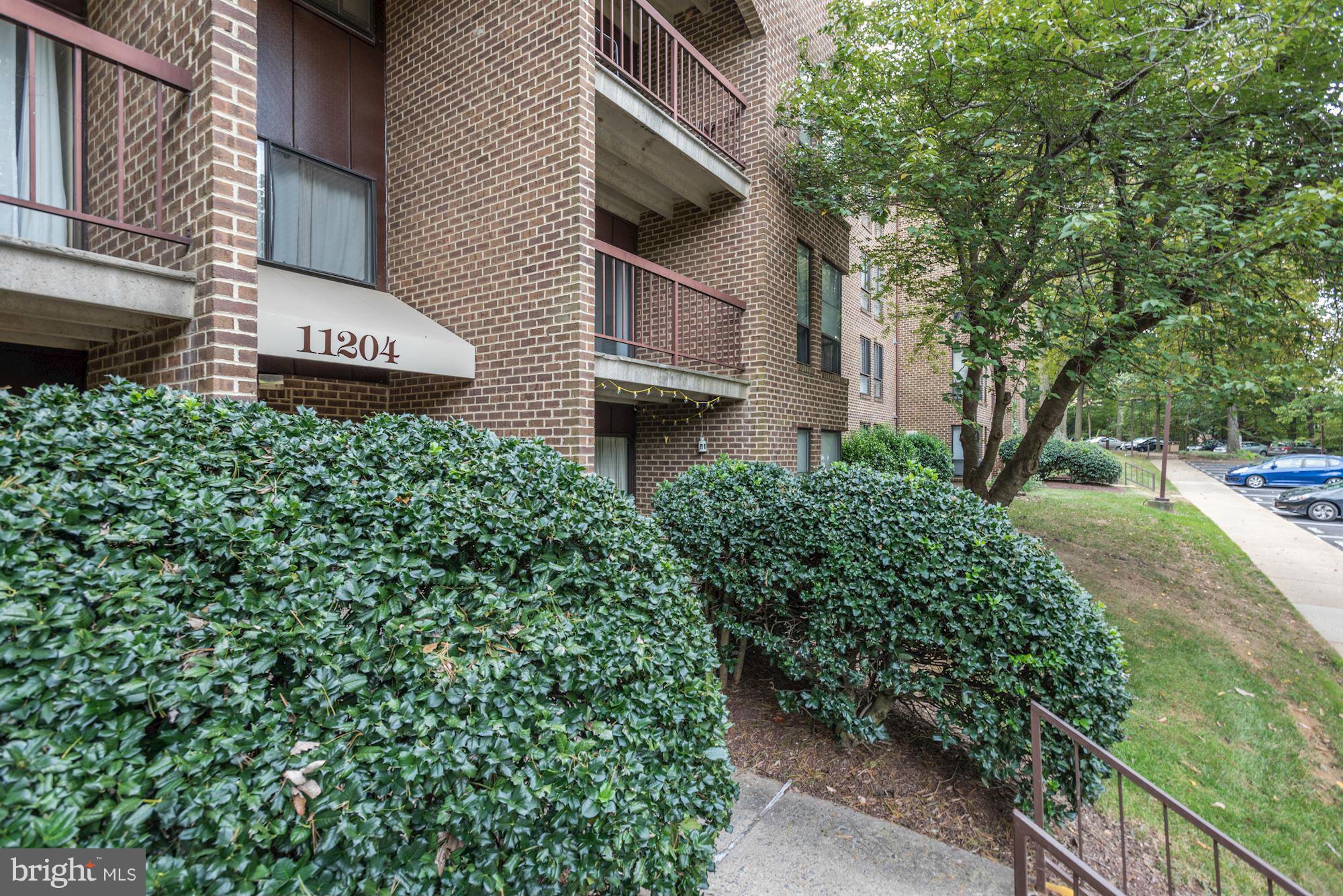 11204 Chestnut Grove Square, Unit 106 Reston, VA 20190 - Photo 29 of 29 Exterior