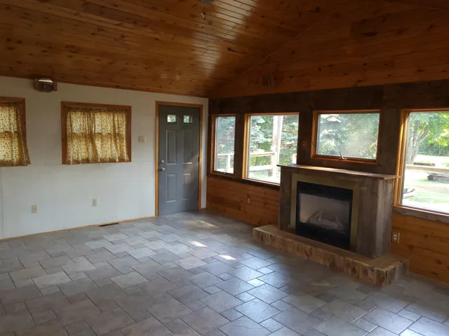 $350,000 | N8721 Lakeshore Drive, Fond du Lac, WI 54937