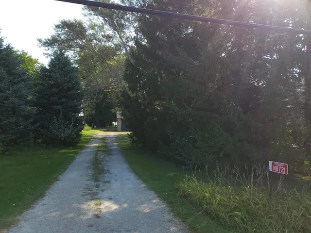 $350,000 | N8721 Lakeshore Drive, Fond du Lac, WI 54937