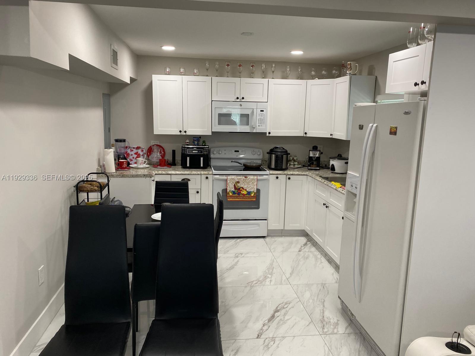 342 East 46th Street, Unit 1 Hialeah, FL 33013 - Photo 1 of 13