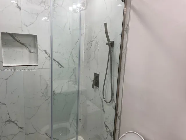 $3,600 | 342 East 46th Street, Unit 1, Hialeah, FL 33013