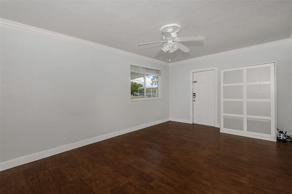 5608 Buchanan Street Hollywood, FL 33021 - Photo 6 of 15