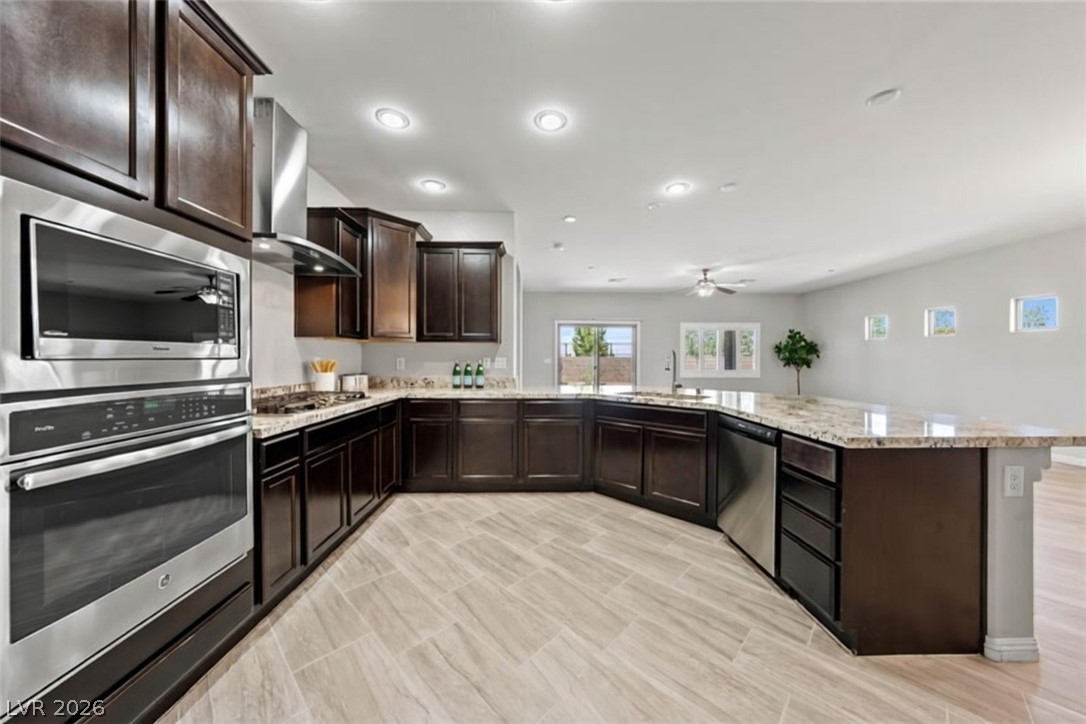 109 Strone Street Henderson, NV 89012 - Photo 5 of 50