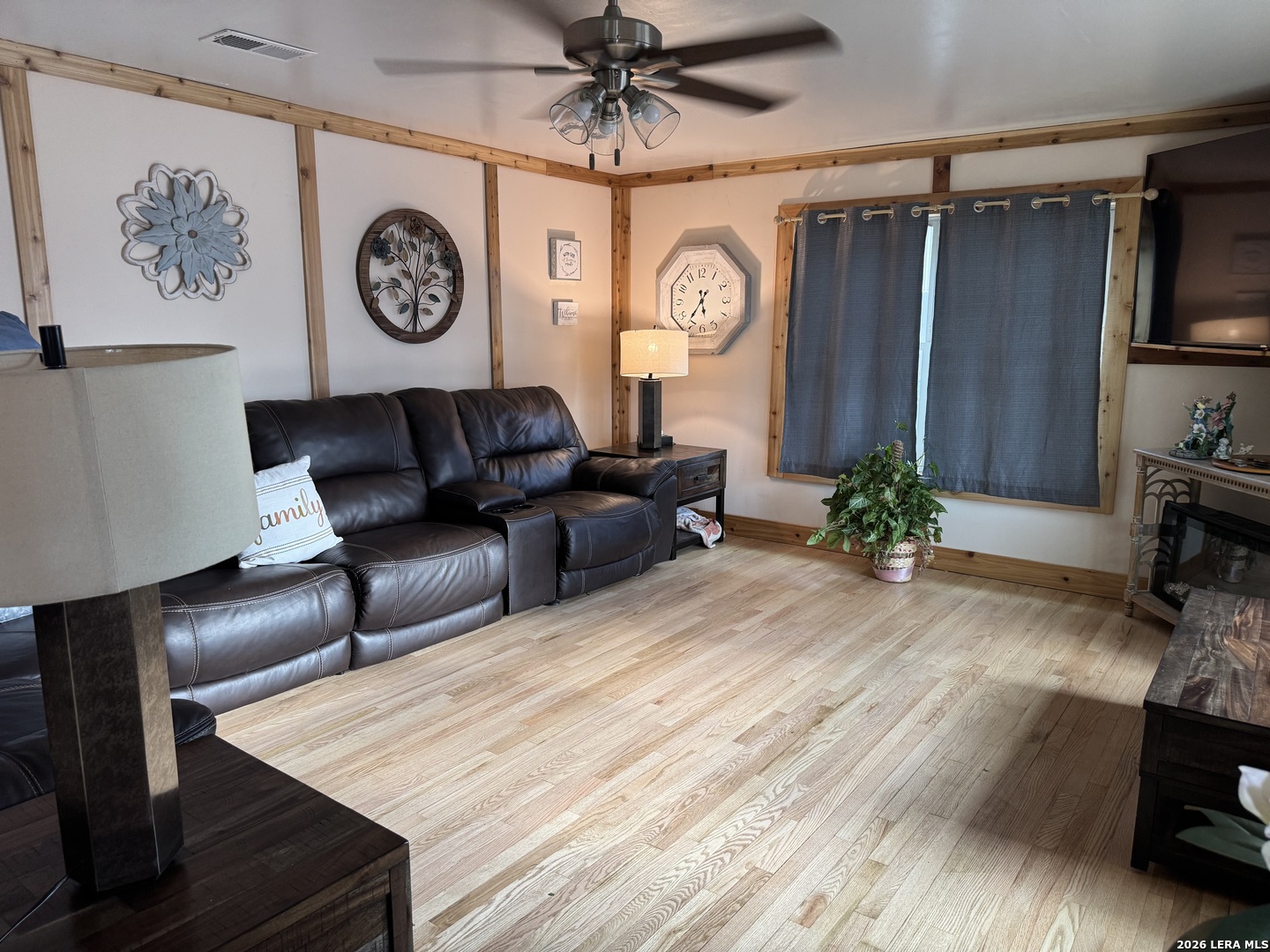 406 Goliad Street Runge, TX 78151 - Photo 8 of 21