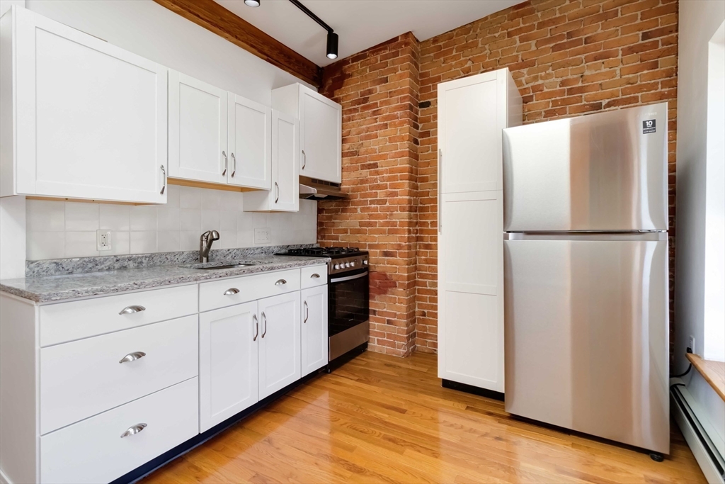 31 Division Street, Unit 3 Chelsea, MA 02150 - Photo 8 of 34 Gallery Image 8