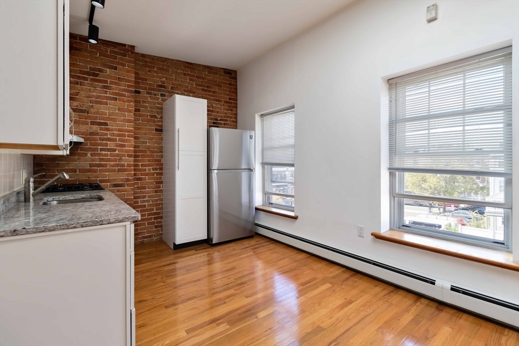 31 Division Street, Unit 3 Chelsea, MA 02150 - Photo 10 of 34 Gallery Image 10