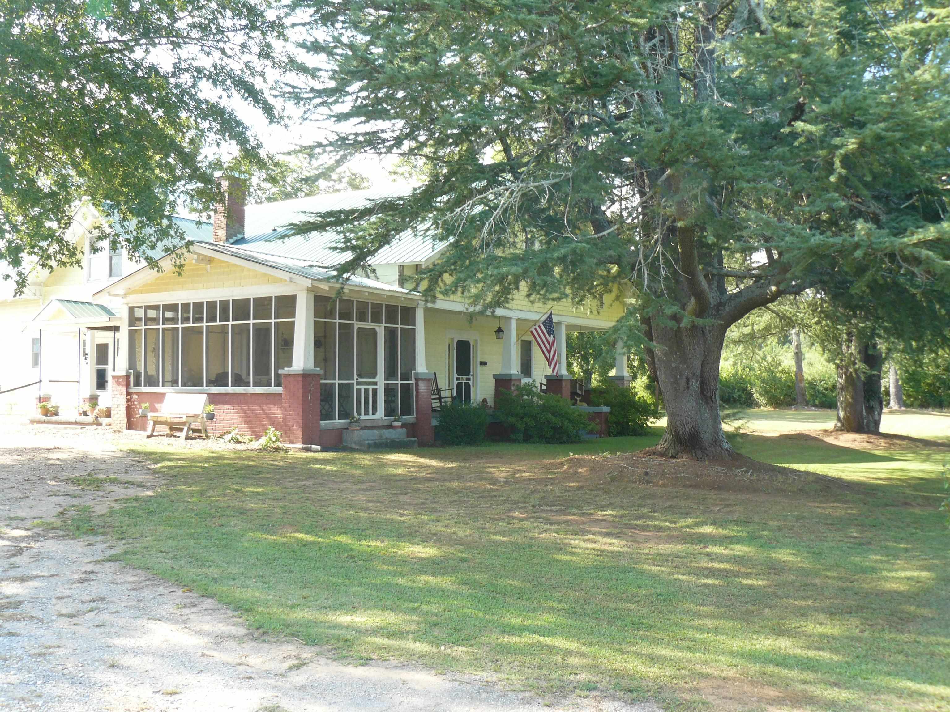 365 Moss Farm Road Blacksburg, SC 29702 - Photo 1 of 24