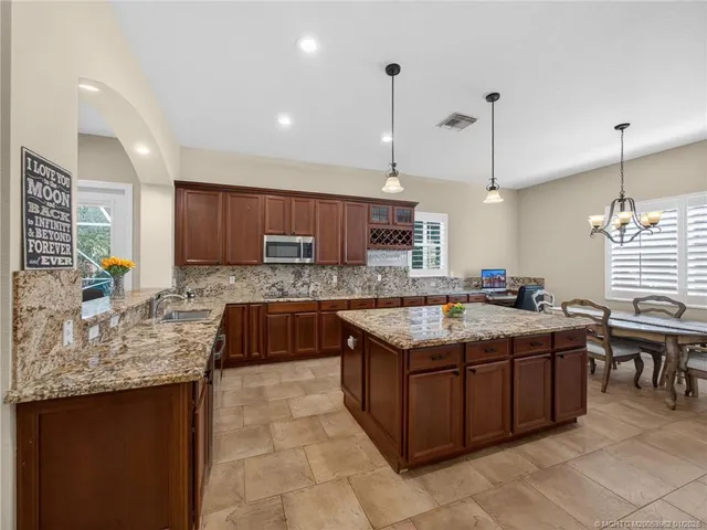 $1,049,000 | 5621 Southwest Longspur Lane, Palm City, FL 34990