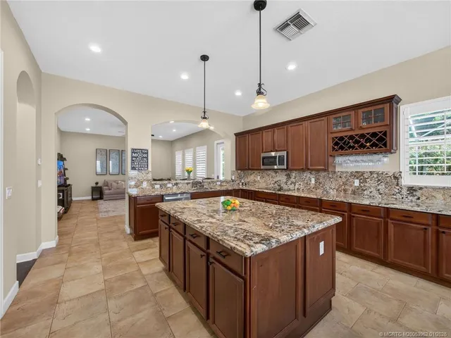 $1,049,000 | 5621 Southwest Longspur Lane, Palm City, FL 34990