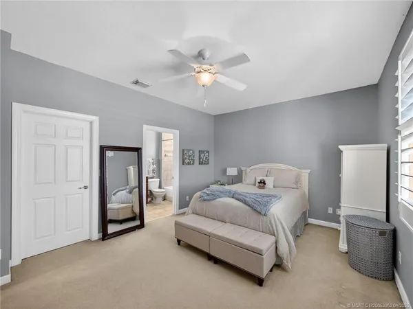 $995,000 | 5621 Southwest Longspur Lane, Palm City, FL 34990