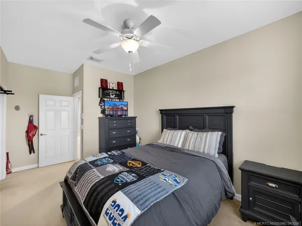 $995,000 | 5621 Southwest Longspur Lane, Palm City, FL 34990