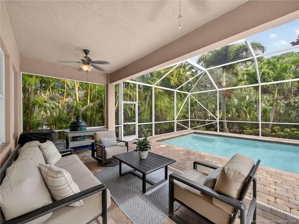 $995,000 | 5621 Southwest Longspur Lane, Palm City, FL 34990