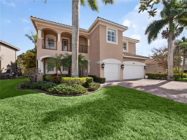$1,049,000 | 5621 Southwest Longspur Lane, Palm City, FL 34990