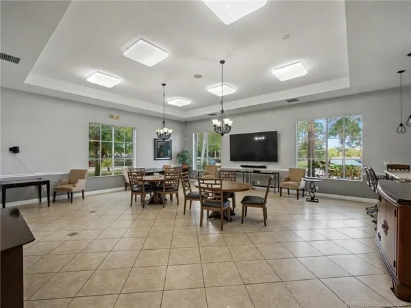 $995,000 | 5621 Southwest Longspur Lane, Palm City, FL 34990