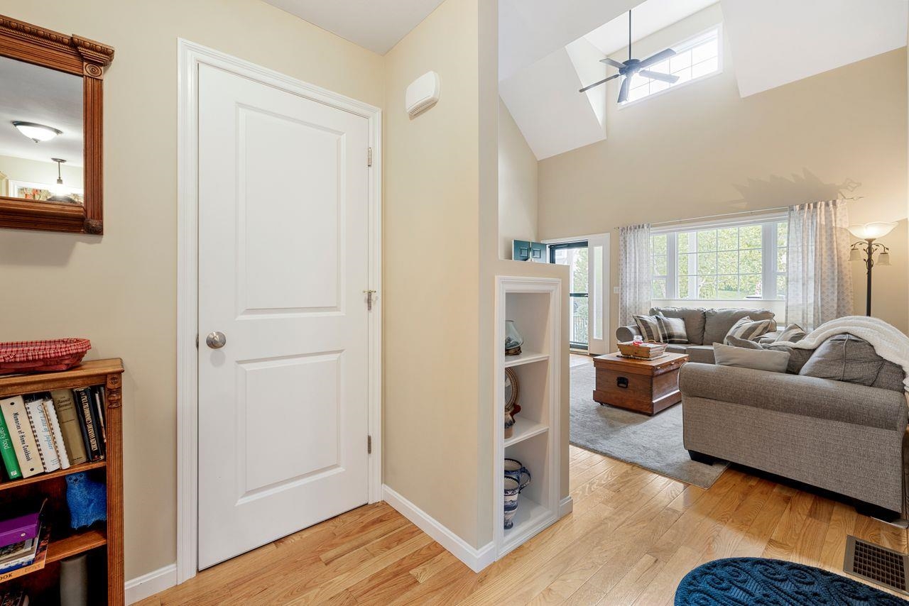 2 Locksley Lane Raymond, NH 03077 - Photo 14 of 36