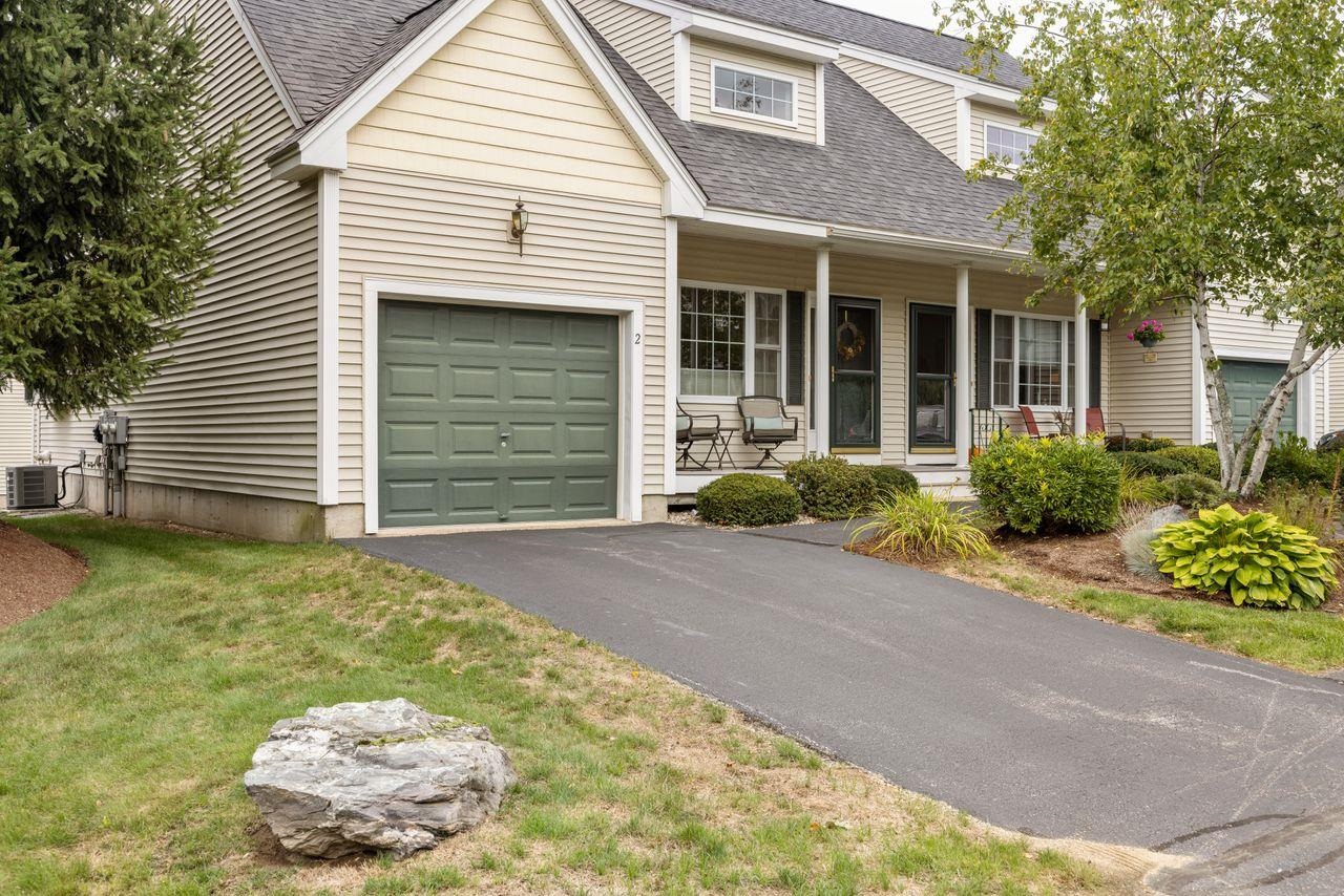2 Locksley Lane Raymond, NH 03077 - Photo 2 of 36
