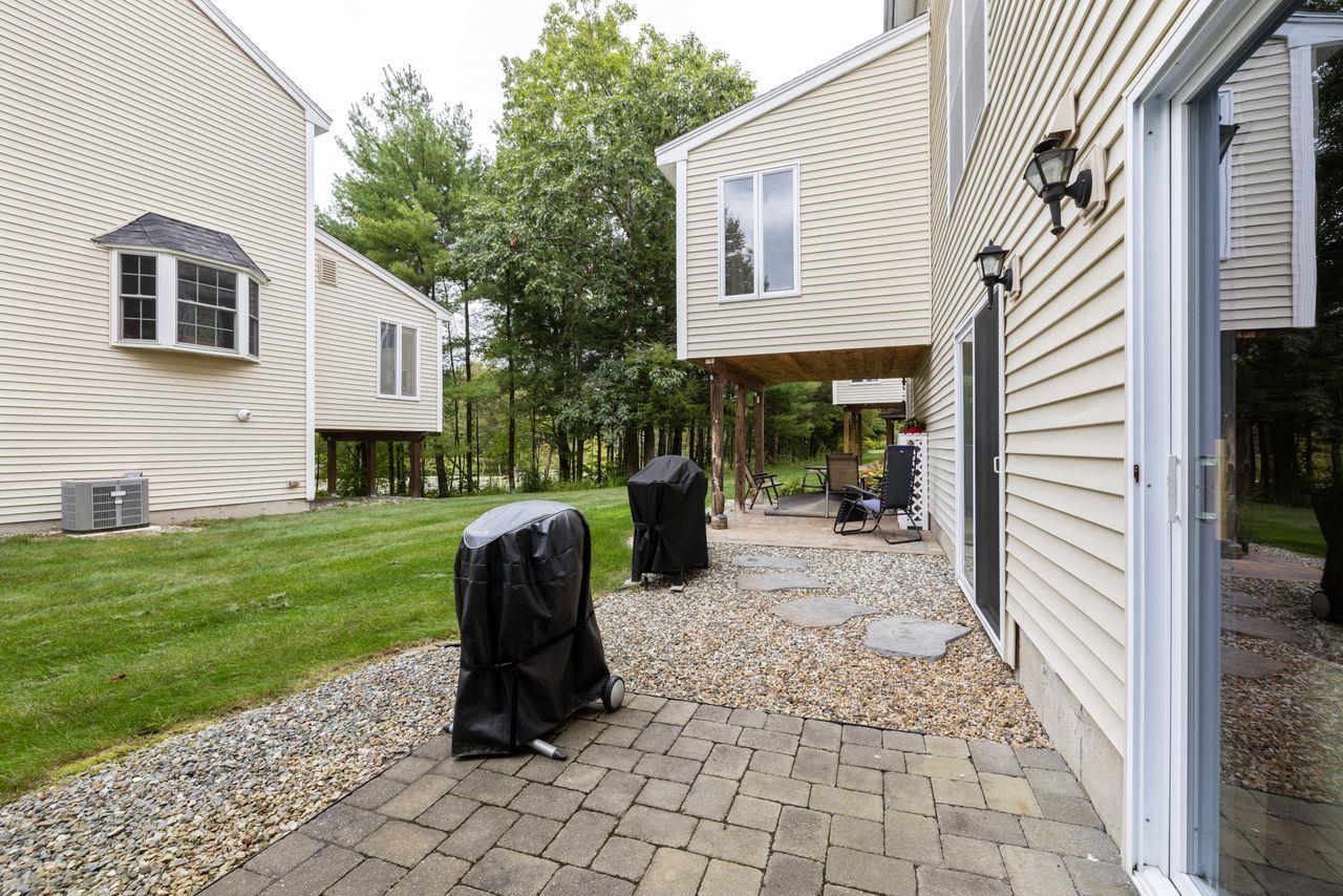 2 Locksley Lane Raymond, NH 03077 - Photo 35 of 36