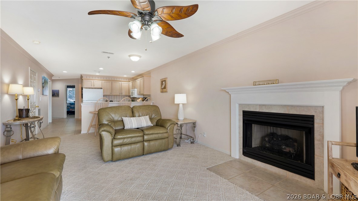 164 Sac Road, Unit B201 Sunrise Beach, MO 65079 - Photo 3 of 35