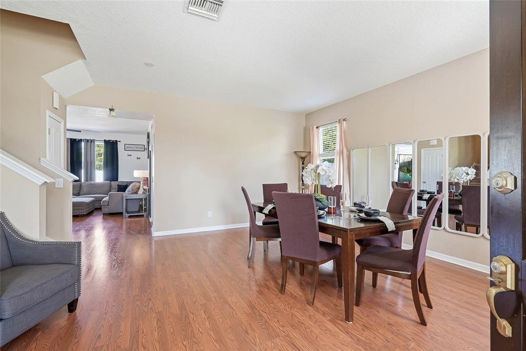5213 Prairie View Way Wesley Chapel, FL 33545 - Photo 8 of 40