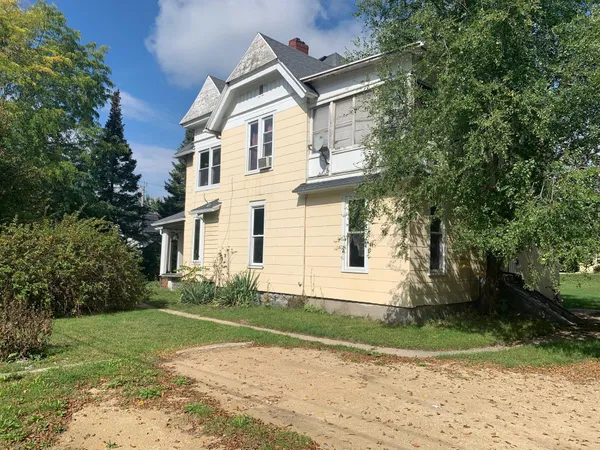 $375,000 | 800 North Main Street, Lake Mills, WI 53551