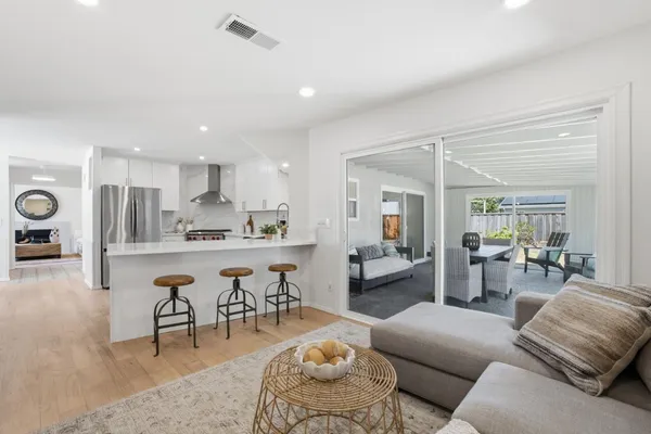$1,299,000 | 150 Tiller Court, Half Moon Bay, CA 94019