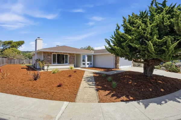 $1,299,000 | 150 Tiller Court, Half Moon Bay, CA 94019