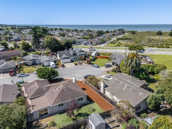 $1,299,000 | 150 Tiller Court, Half Moon Bay, CA 94019