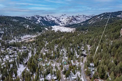 $1,500,000 | 236 Shoshone Way, Olympic Valley, CA 96146