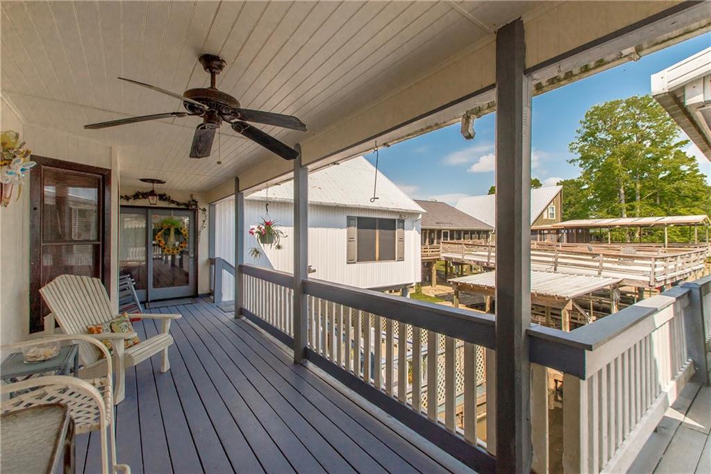 32747 Cypress Drive Springfield, LA 70462 - Photo 10 of 60