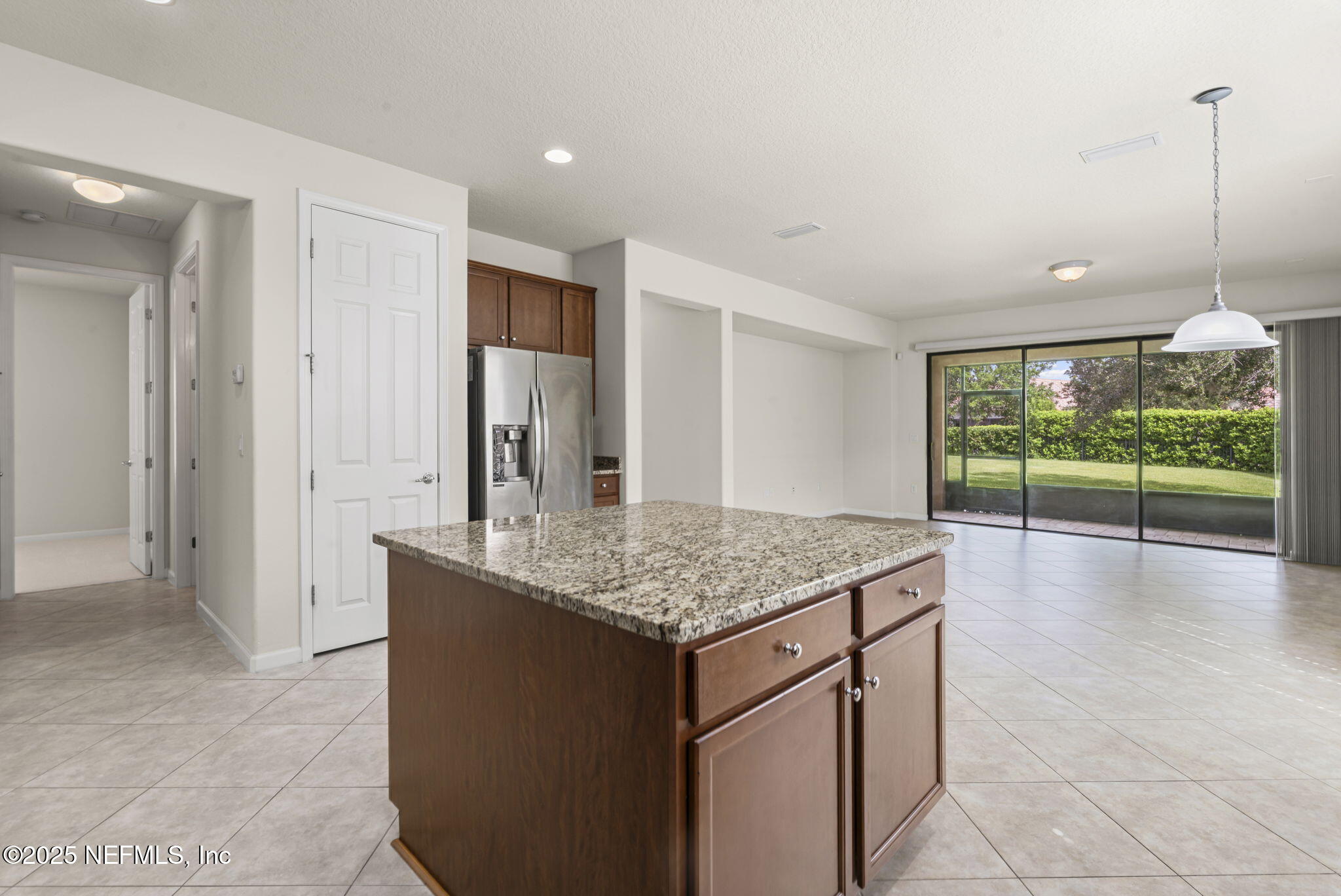 36 Marsh Hollow Road Ponte Vedra, FL 32081 - Photo 12 of 48 Living Room