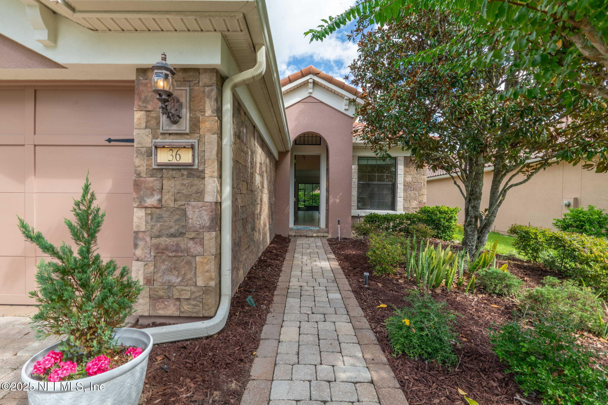 36 Marsh Hollow Road Ponte Vedra, FL 32081 - Photo 2 of 48 Entrance