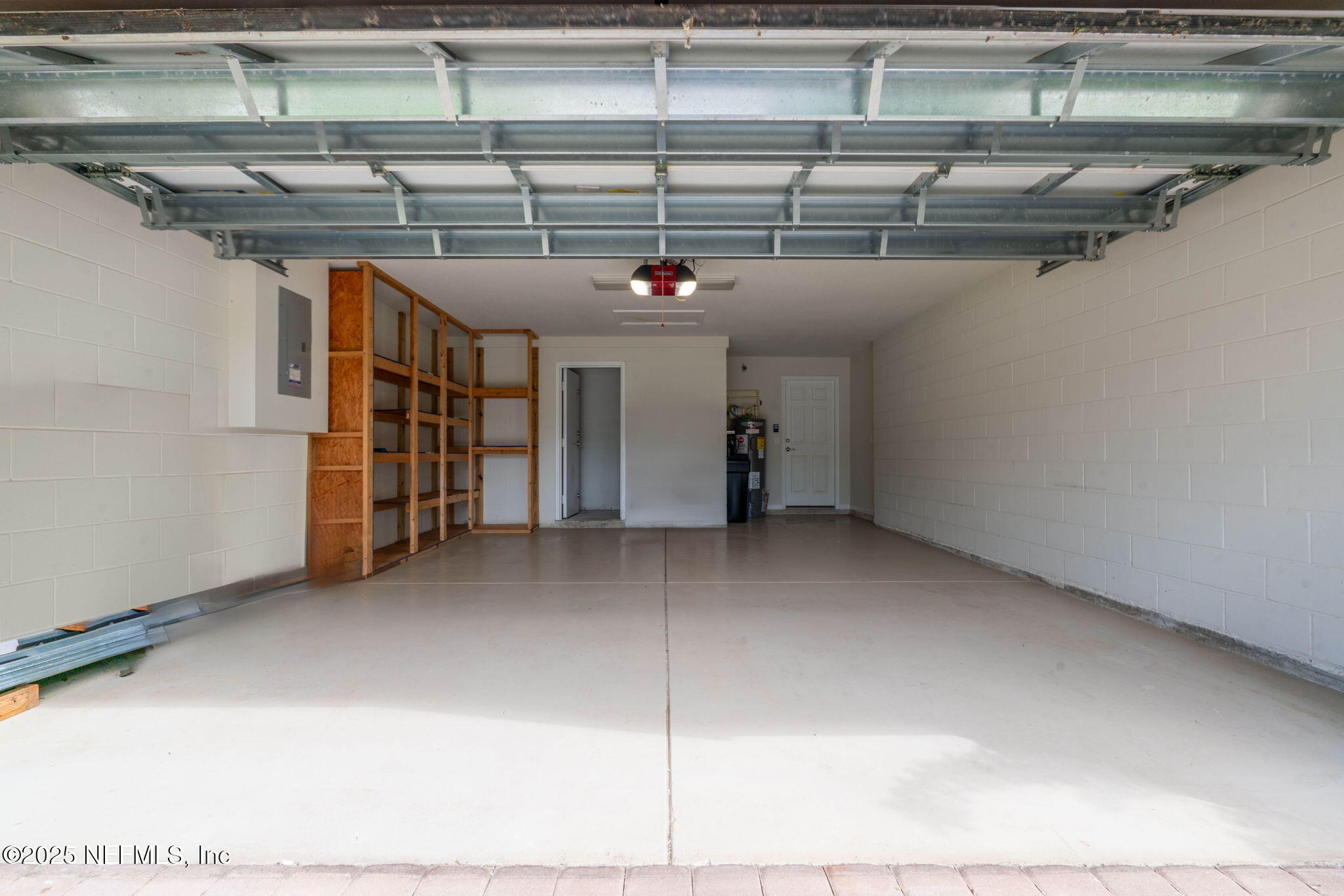 36 Marsh Hollow Road Ponte Vedra, FL 32081 - Photo 32 of 48 2-Car Garage