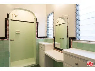 $6,000 | 8434 Blackburn Avenue, Los Angeles, CA 90048