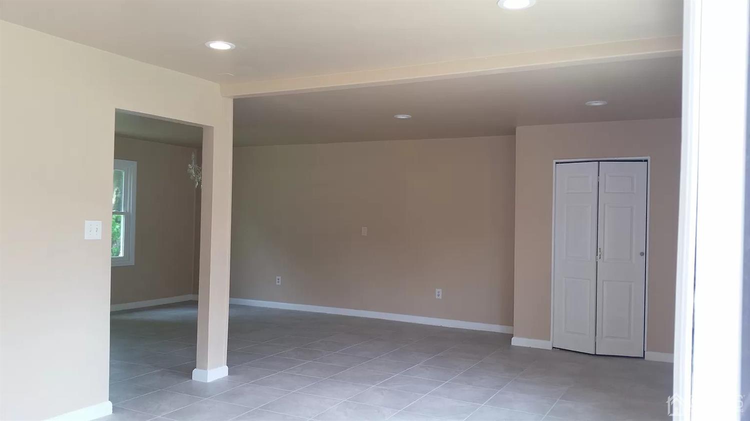 435 Ralph Street Somerset, NJ 08873 - Photo 4 of 11 Gallery Image 4