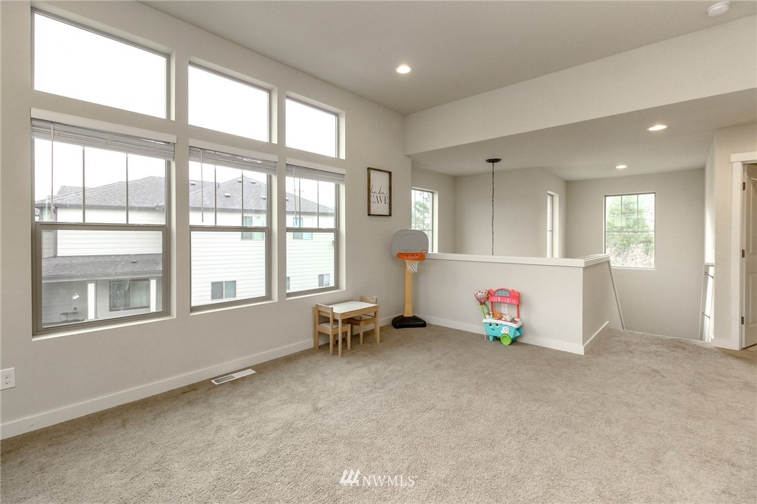 487 Partlon Street Buckley, WA 98321 - Photo 17 of 38