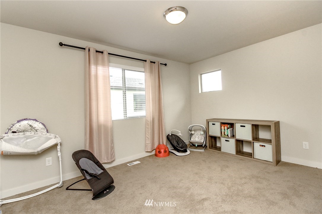 487 Partlon Street Buckley, WA 98321 - Photo 19 of 38