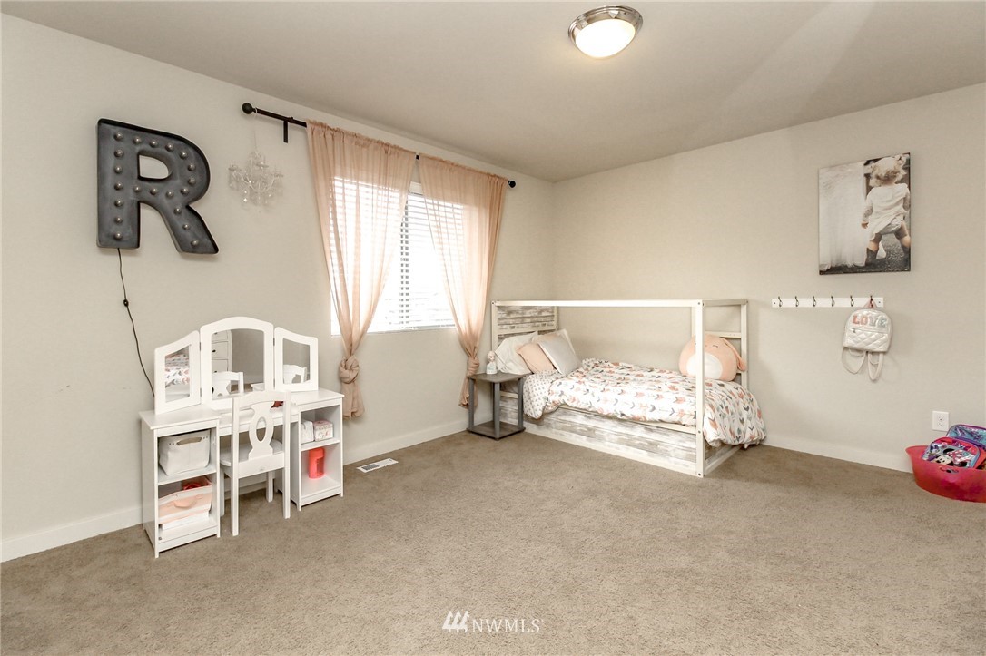 487 Partlon Street Buckley, WA 98321 - Photo 21 of 38