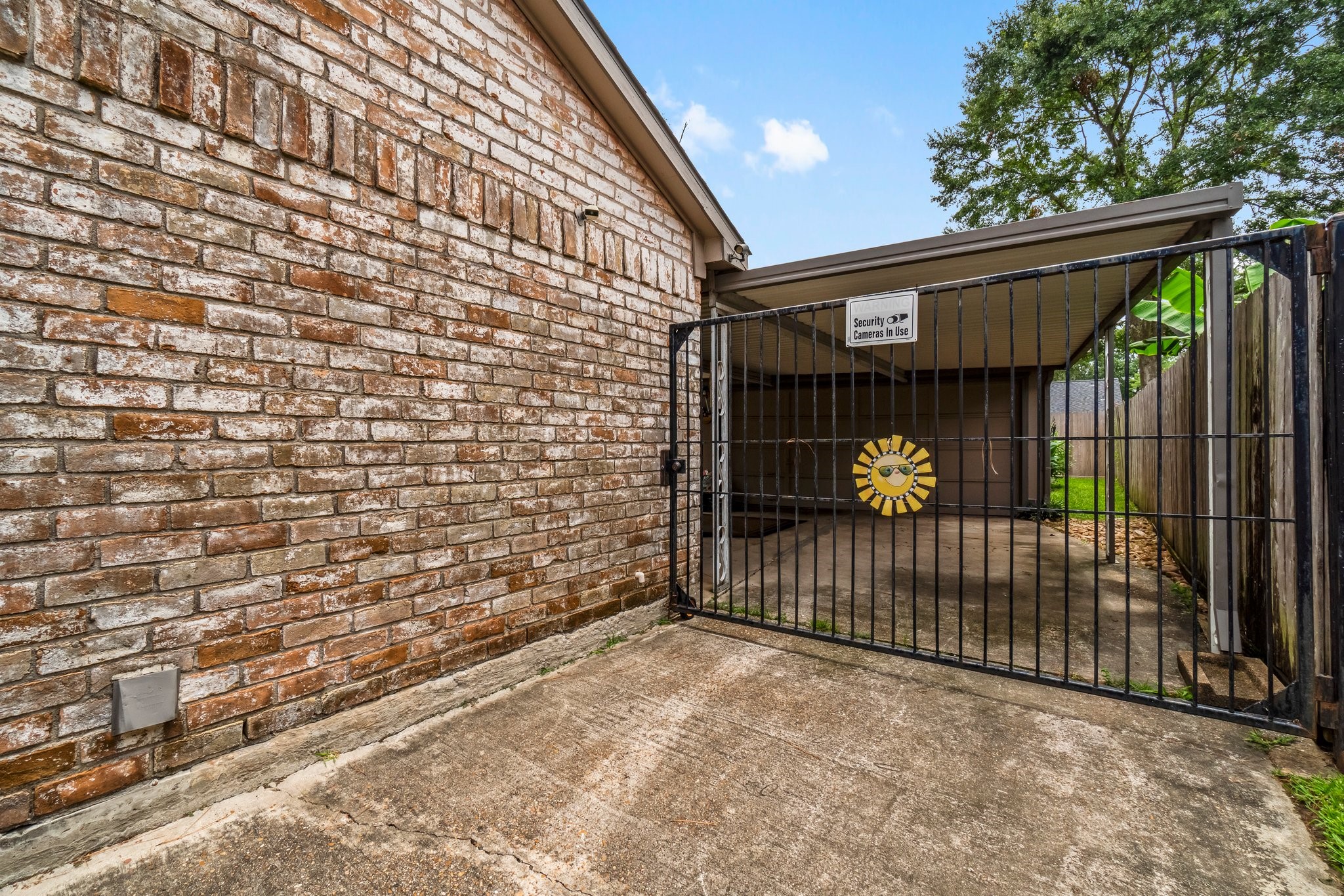 17610 Crestline Road Humble, TX 77396 - Photo 29 of 36 a view of outdoor space and deck