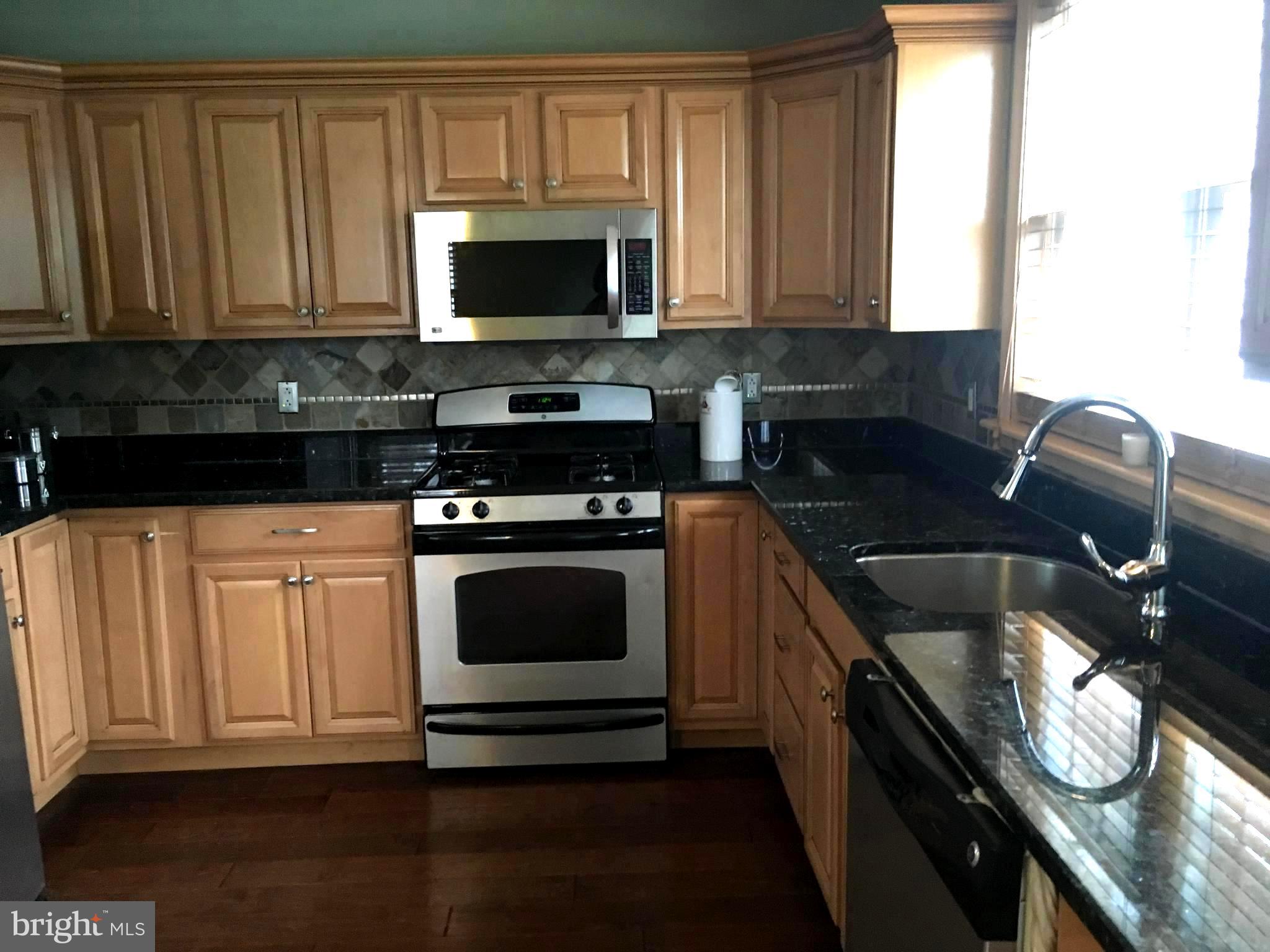 2402 Manor Road Havertown, PA 19083 - Photo 4 of 12 Kitchen