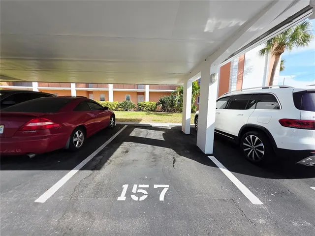 $189,000 | 6960 20th Avenue North, Unit 302, St. Petersburg, FL 33710