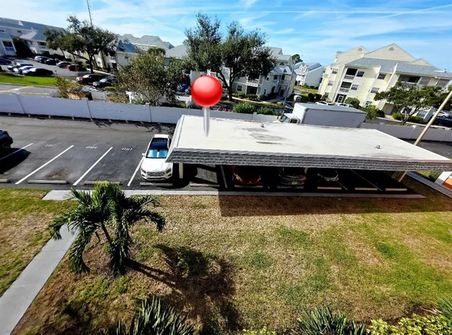 $189,000 | 6960 20th Avenue North, Unit 302, St. Petersburg, FL 33710